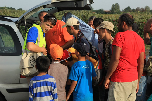 http://www.worldea.org/images/wimg/images/Local%20church%20volunteers%20helping%20refugees%20in%20Serbia%20sm.png